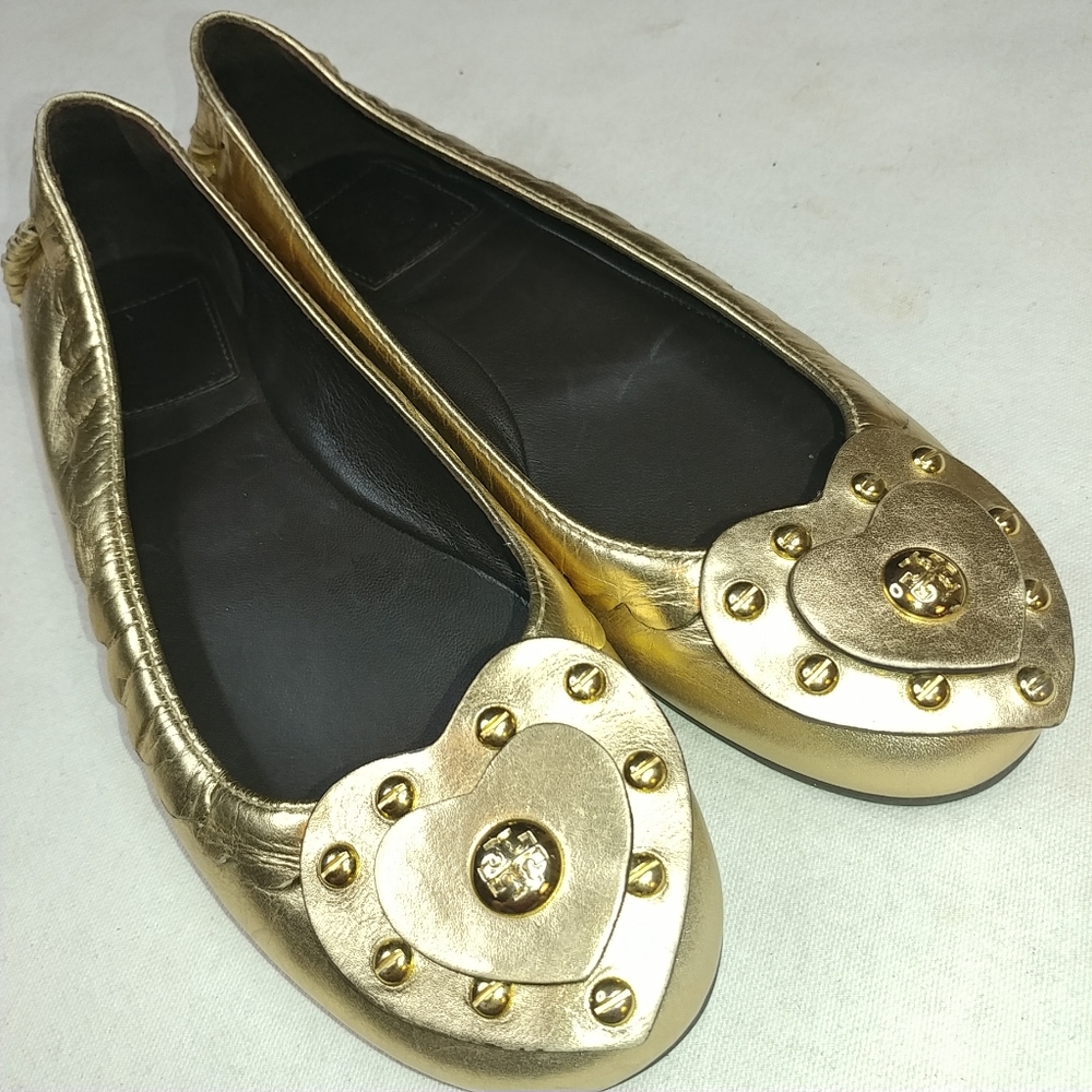 Tory Burch Metallic Leather Gold Double Heart Scre